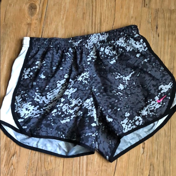 Nike Other - Youth XL Nike shorts ✔️